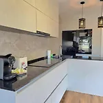 アパート Infinity Spacious 2 Bedroom, 2 Bathroom By Namaste Elite *