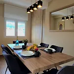 Infinity Spacious 2 Bedroom, 2 Bathroom By Namaste Elite Torremolinos