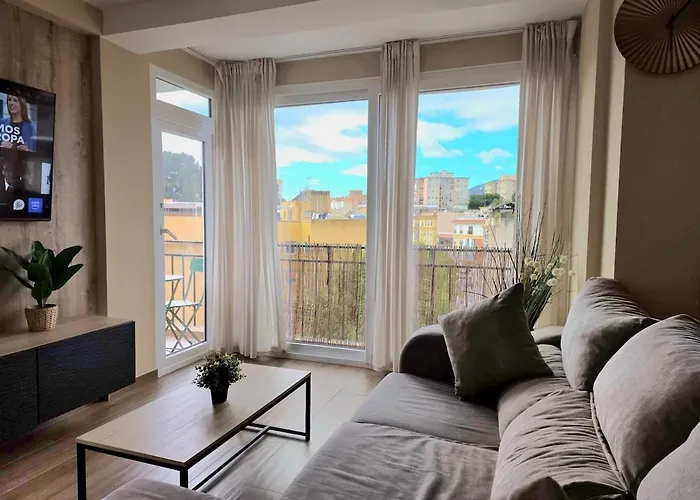 Infinity Spacious 2 Bedroom, 2 Bathroom By Namaste Elite * Торремолинос