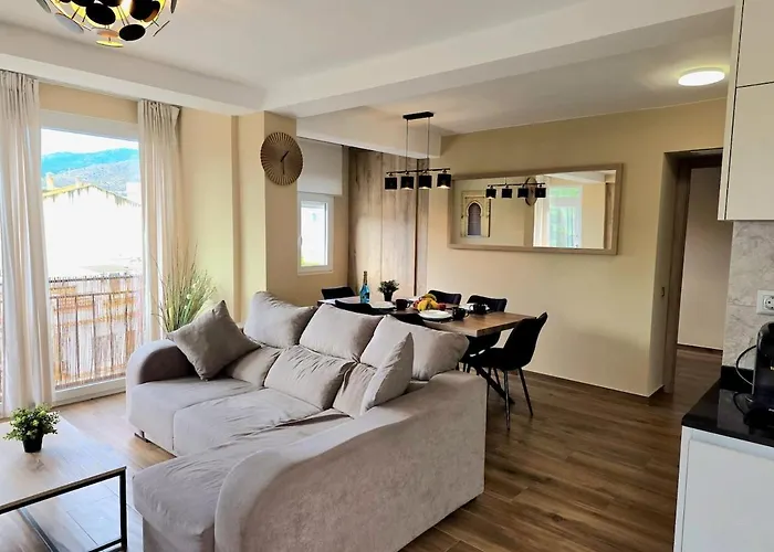 Infinity Spacious 2 Bedroom, 2 Bathroom By Namaste Elite Торремолинос