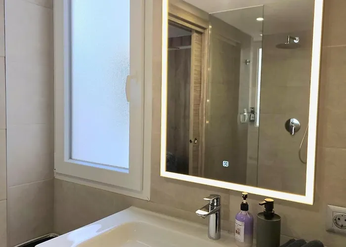 Infinity Spacious 2 Bedroom, 2 Bathroom By Namaste Elite *