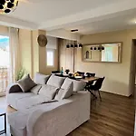 Infinity Spacious 2 Bedroom, 2 Bathroom By Namaste Elite توريمولينوس