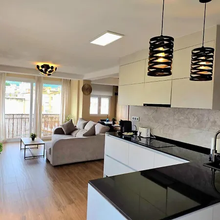 Infinity Spacious 2 Bedroom, 2 Bathroom By Namaste Elite Апартаменты